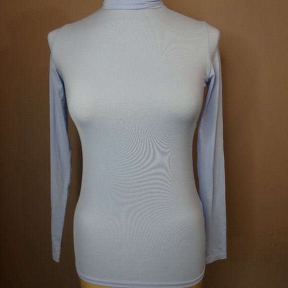 Majestic Filatures Women's 1 Deluxe Teeshirt Nylon Blend Light Blue Long Sleeve - Picture 8 of 8
